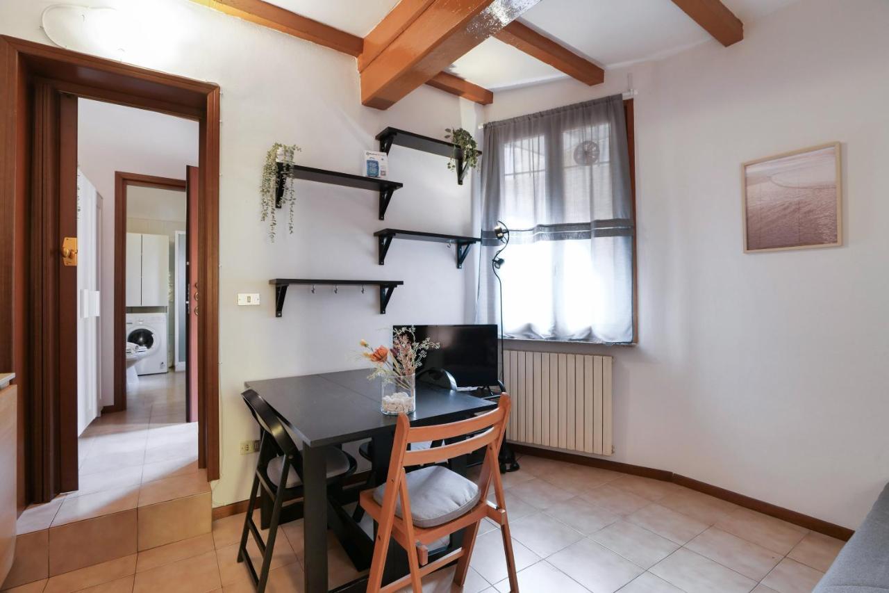 Apartamento Primopiano - Colonne 18 Milán Exterior foto