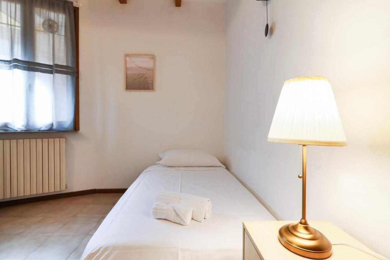 Apartamento Primopiano - Colonne 18 Milán Exterior foto